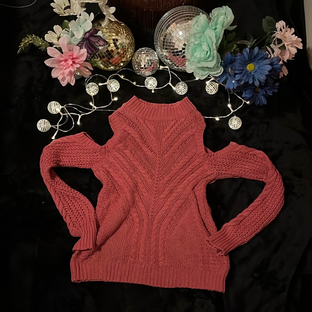 Cold Shoulder Chunky Knit Sweater - Picture 1 of 6